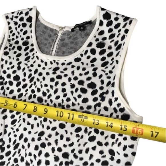 NWOT‎ PINK TARTAN SNOW LEOPARD FITTED FIT & FLARE KNIT DRESS M - Picture 4 of 8